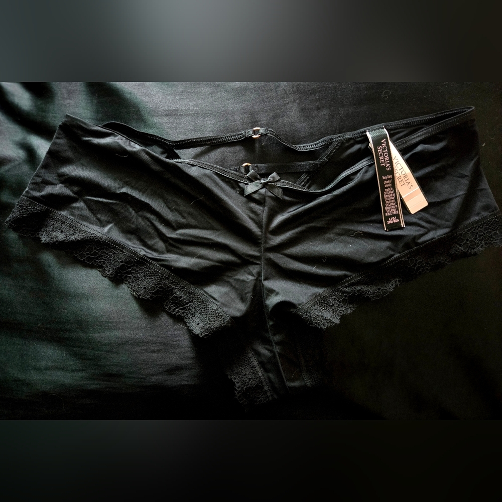 🖤Victoria's Secret Very Sexy Strappy Panty